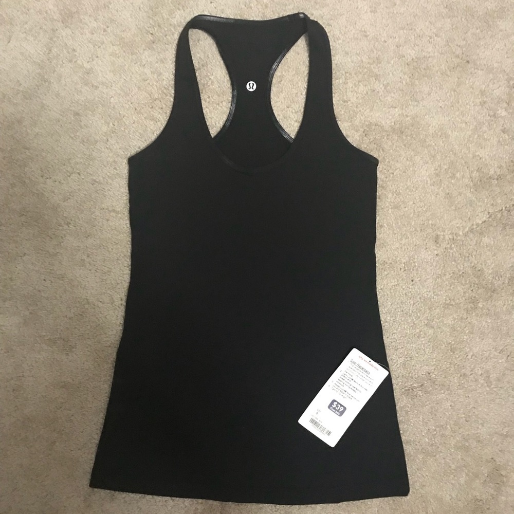 Black women’s Lululemon racerback tank